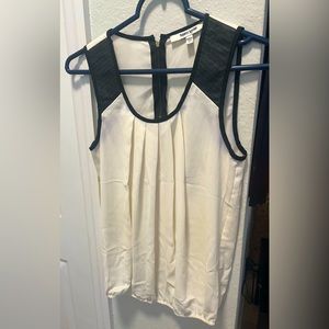 Daniel Rainn Sleeveless Blouse